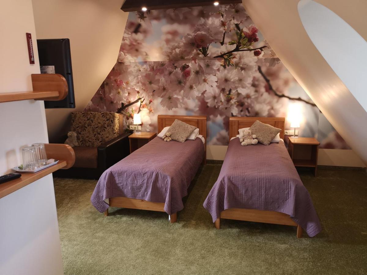 Hotel Senlici Jelgava Eksteriør bilde
